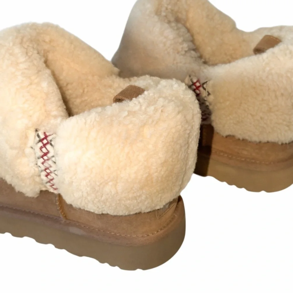 UGG Classic Ultra Mini Braid Slip-On Booties Sz 9 Slippers Warm Winter Outdoor